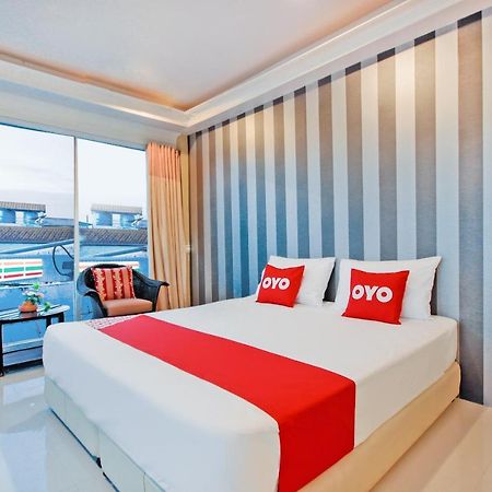 Oyo 1117 Phuket Airport Suites Thalang Exterior photo